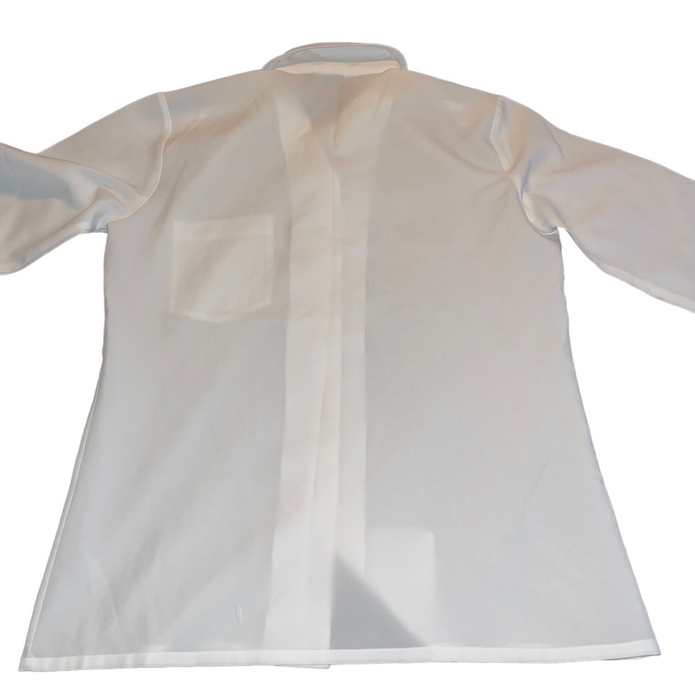 NWOT Classic White Women's Blouse - Picture 4 of 6